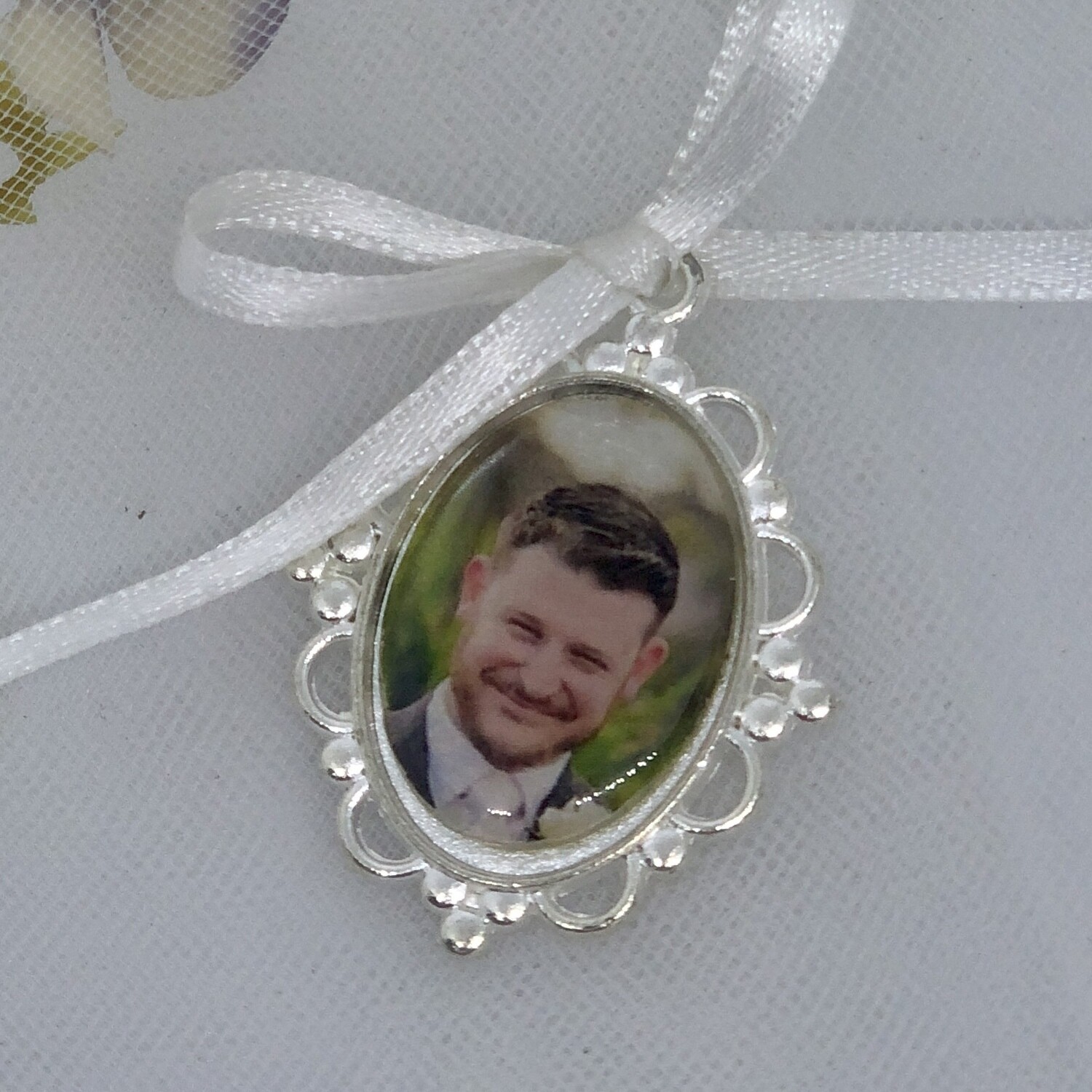 ISABELLE SHINE - Shiny Silver Oval Bridal Memory Charm