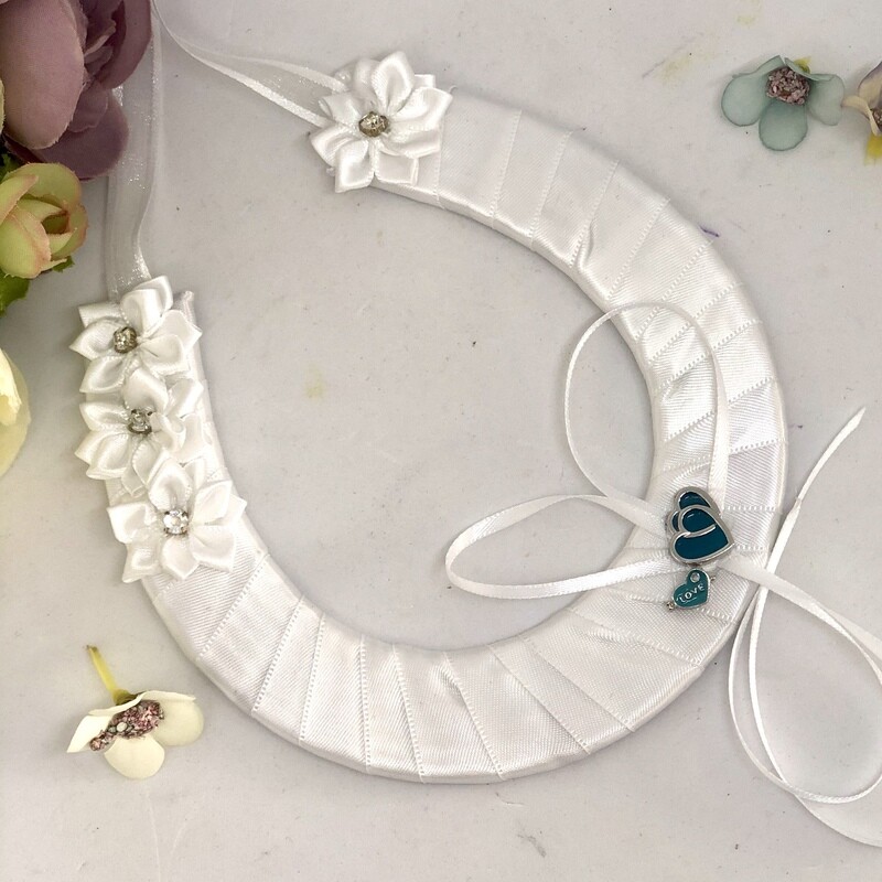 TONYA WHITE - Satin Horseshoe Good Luck Charm