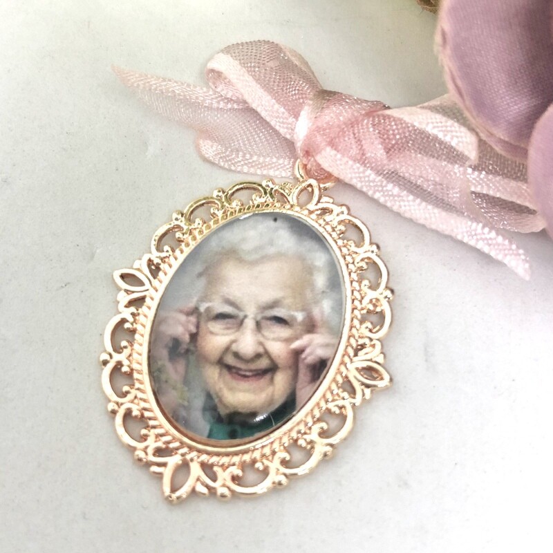 ELLIE ROSE - Oval Bridal Bouquet Memory Charm