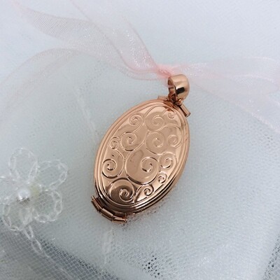 JULIA - Rose Gold Oval 4 Picture Memory Charm Locket