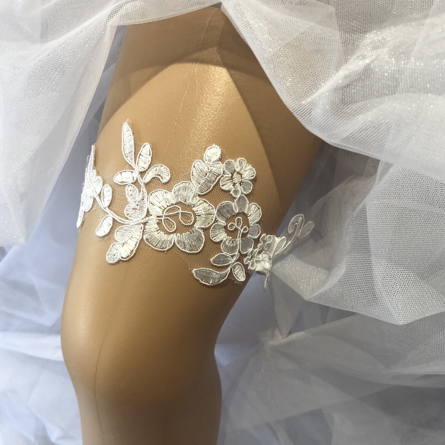 SELENA - White Lace Bridal Garter Set