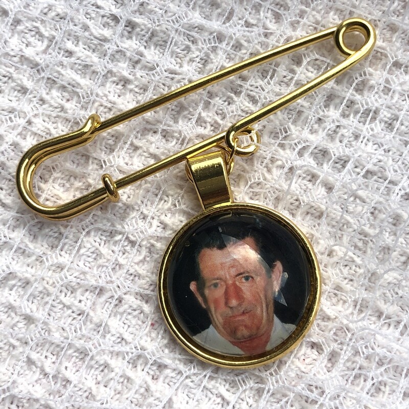 ADDISON GOLD PIN - Round Memory Charm Pin
