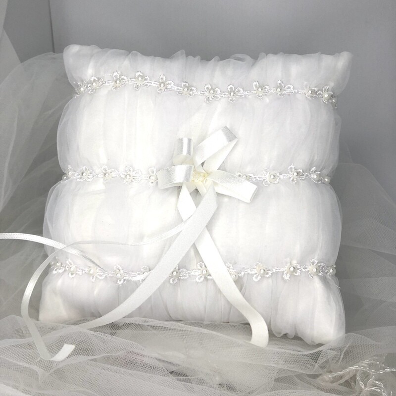 GREGORY - 20cm White Satin Ring Pillow