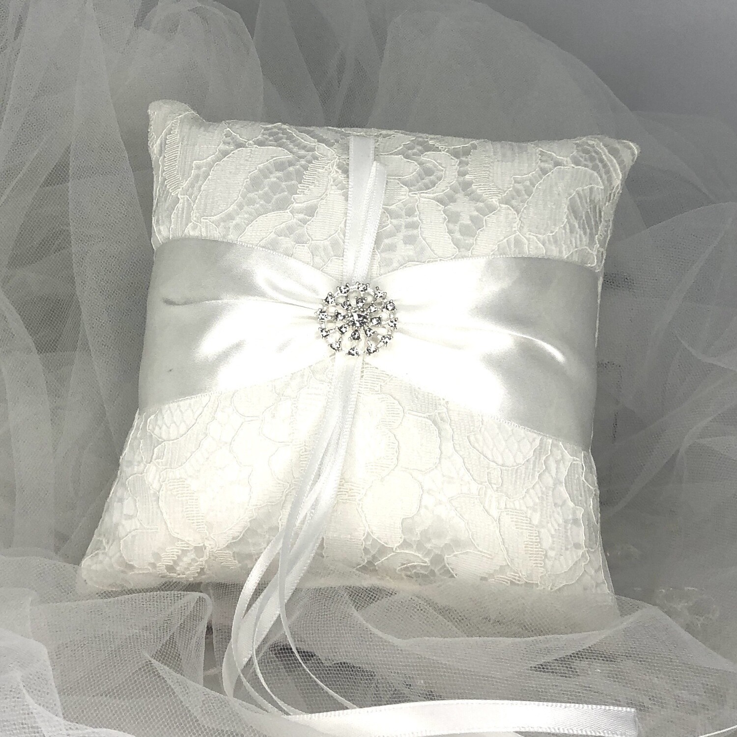 LANCE - 15cm Ivory Ring Pillow