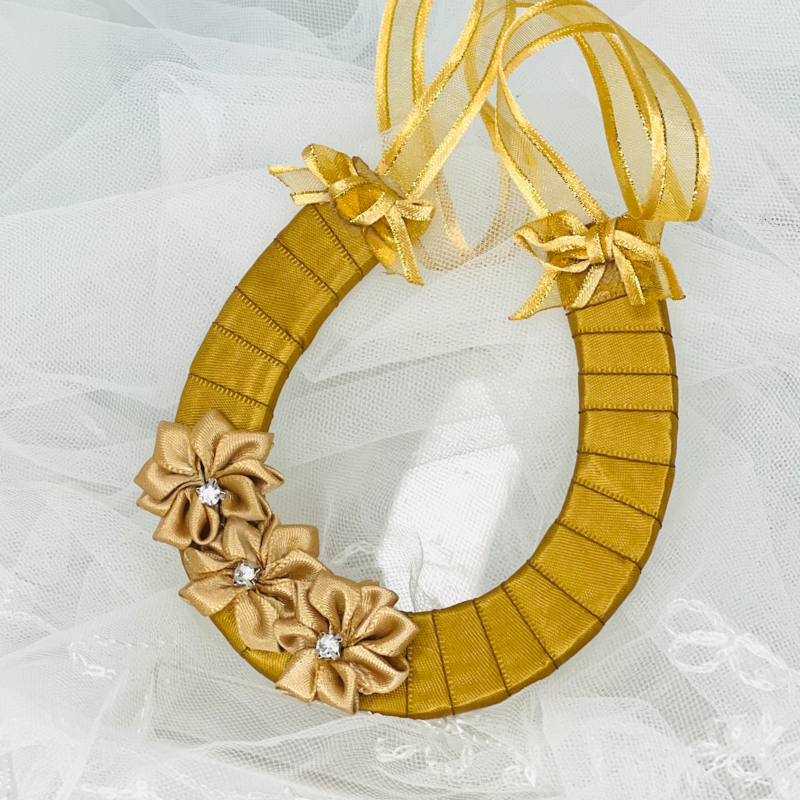 FRENCHIE - Gold Bridal Horseshoe Good Luck Charm
