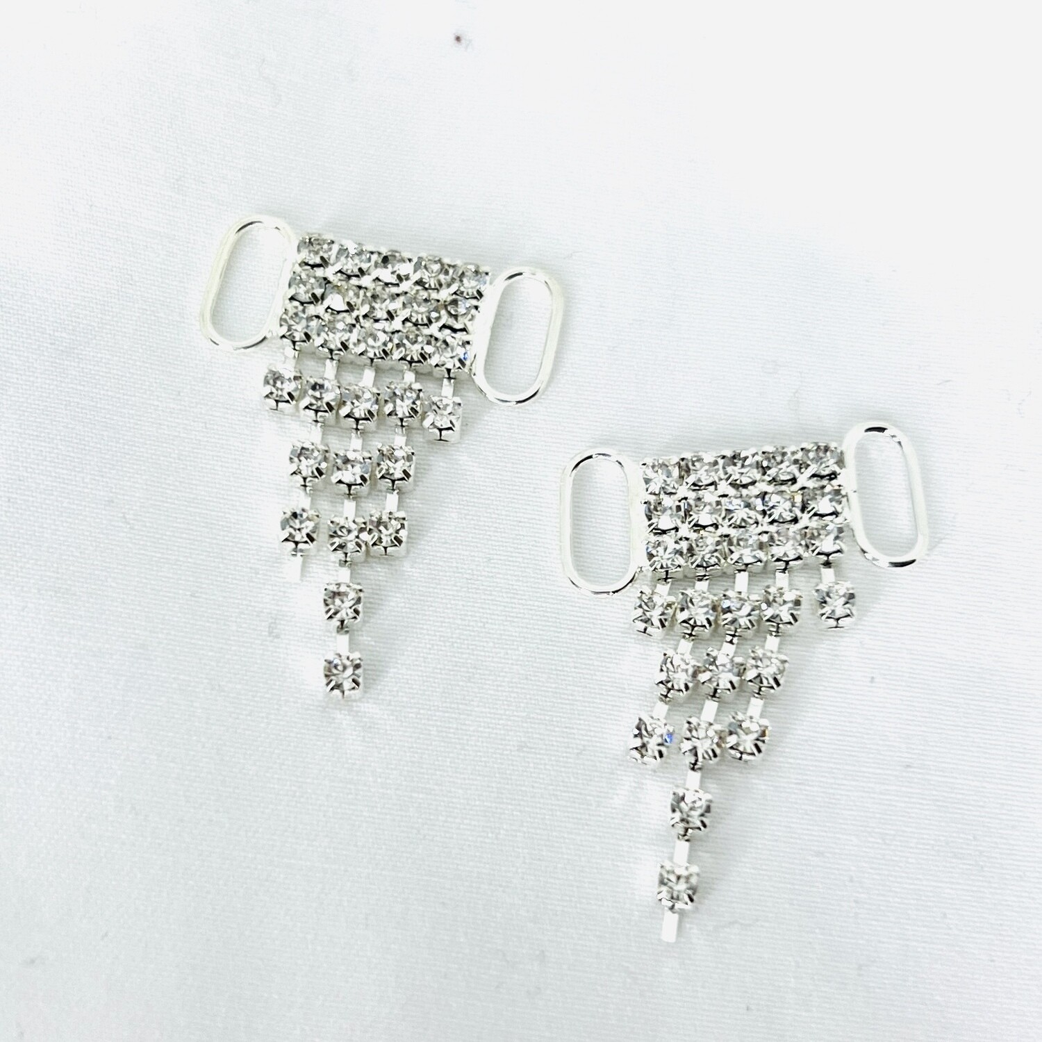 SNEAKER BLING -  Pair of Bridal Shoelace Buckles, Style: Tassle