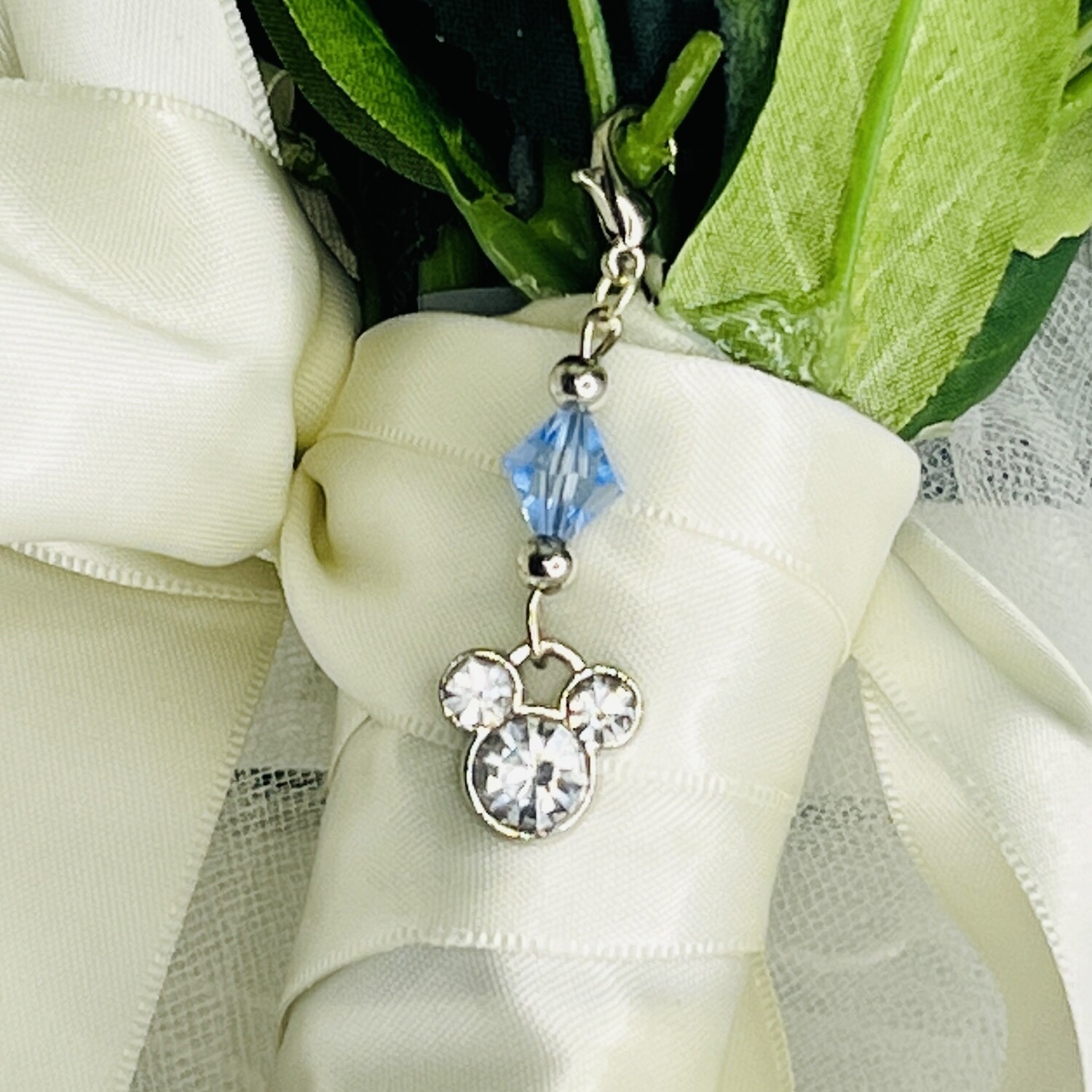 HIDDEN MICKEY - Something Blue Bouquet Charm, COLOUR: Silver