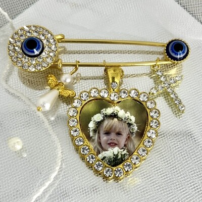PHOEBE - Gold Evil Eye Bouquet Memory Charm Pin