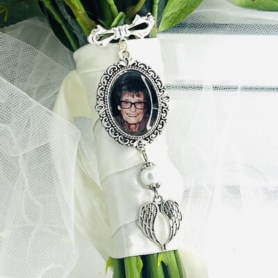 ELLE ANGEL - Antique Silver Bouquet Memory Charm