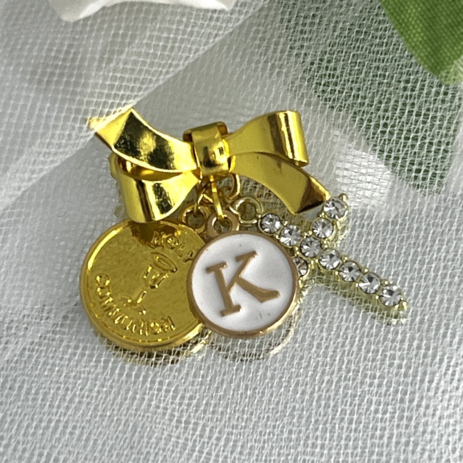 CONNIE GOLD - Personalised Communion Bow Brooch