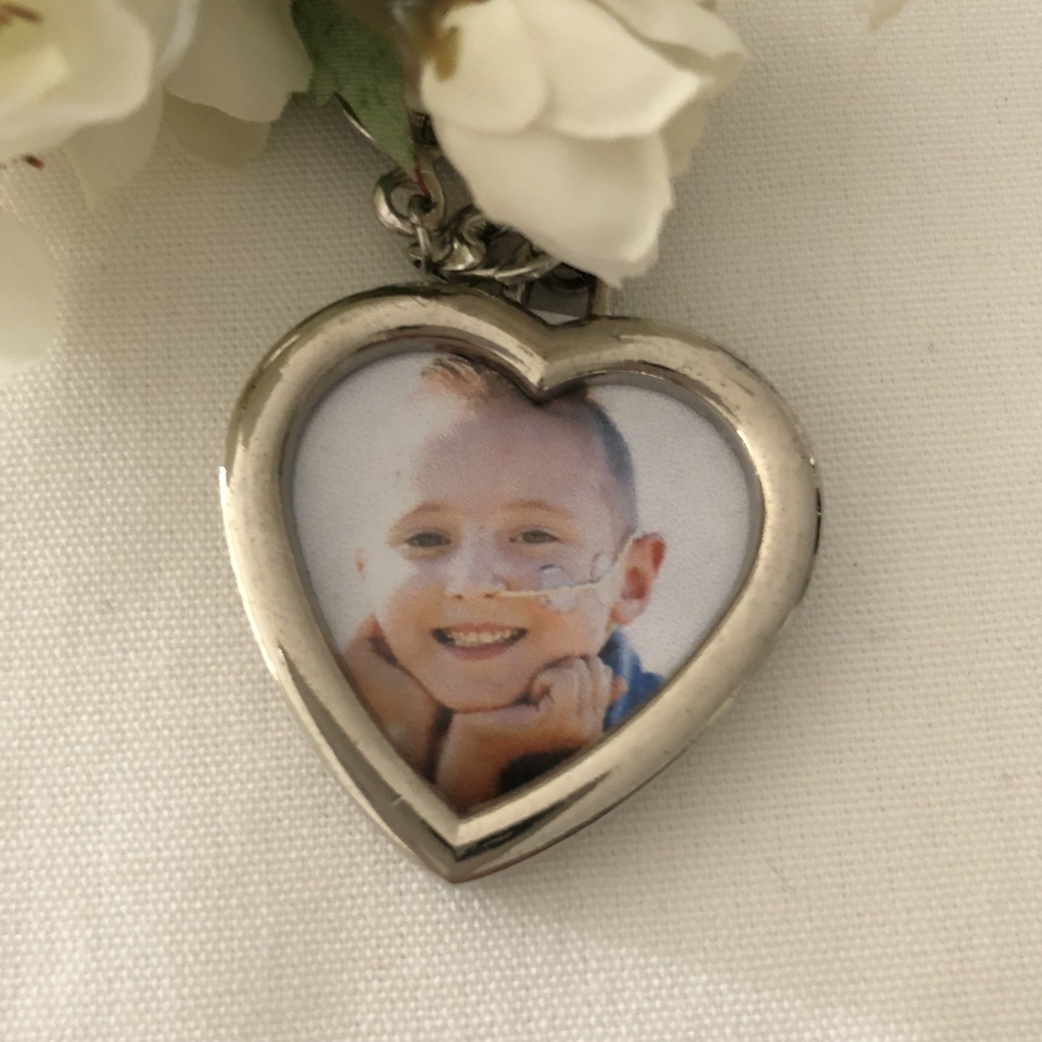HOLLY - Shiny Silver Heart Memory Charm