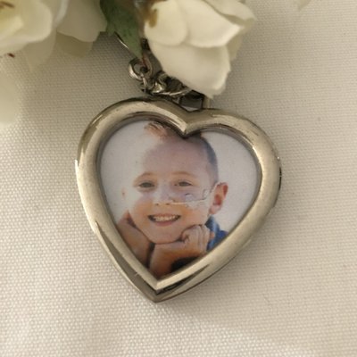 HOLLY - Shiny Silver Heart Memory Charm