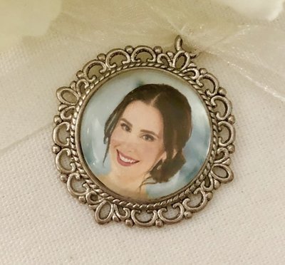 RHONDA - Antique Silver Round Memory Charm