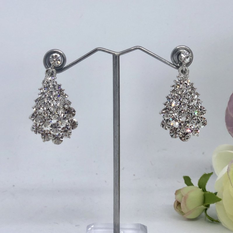 COURTNEY - CLIP-ON Teardrop Bridal Earrings