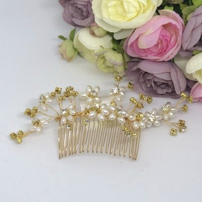 LAURA - Gold & Pearl Bridal Wedding Hair Comb