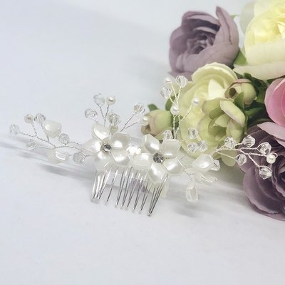 PHILLY - Crystal & Pearl Flowers Wedding Bridal Hair Comb