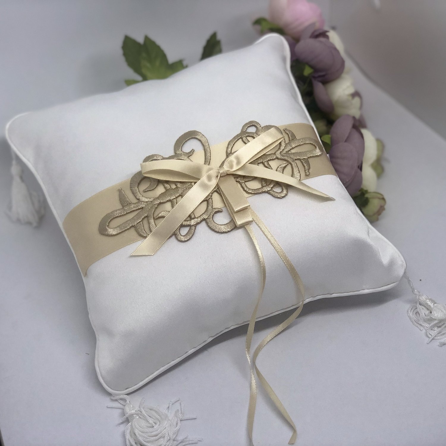 JEREMY - 20cm Ivory &amp; Gold Satin Ring Pillow