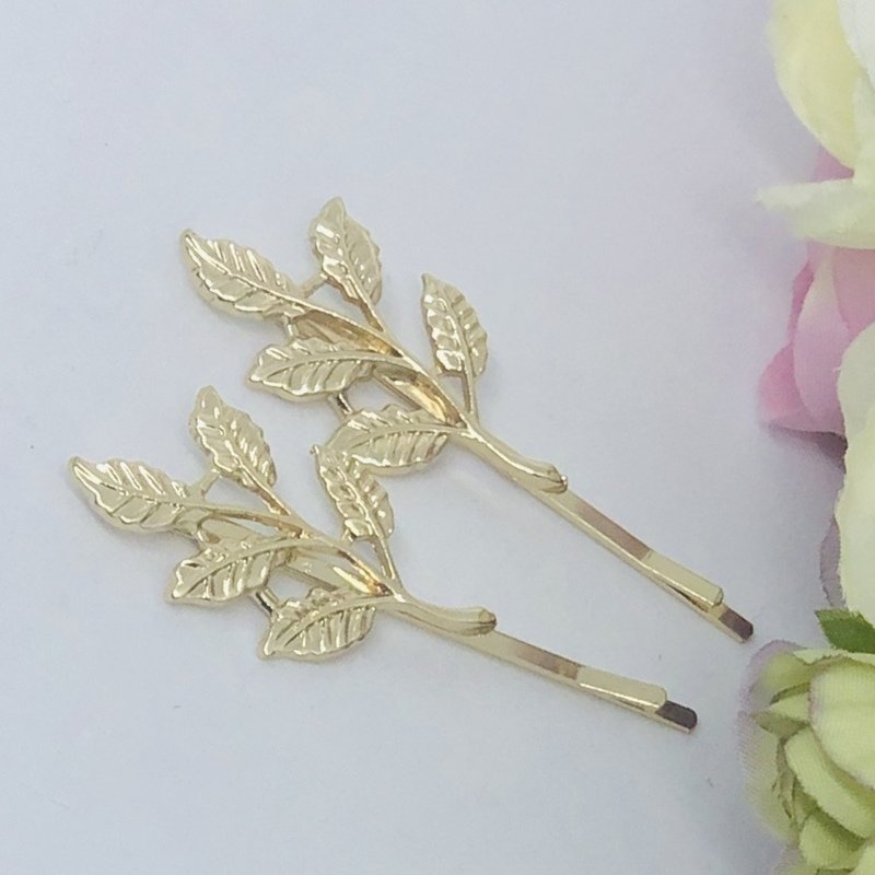LARA - Set of 2 Gold Leaf Bridal Hair Pins