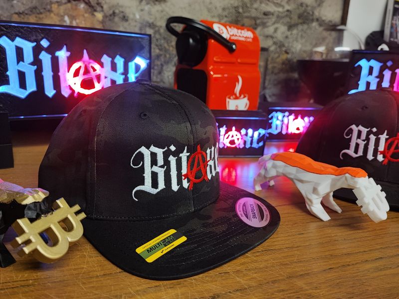 Casquette Snapback BITAXE