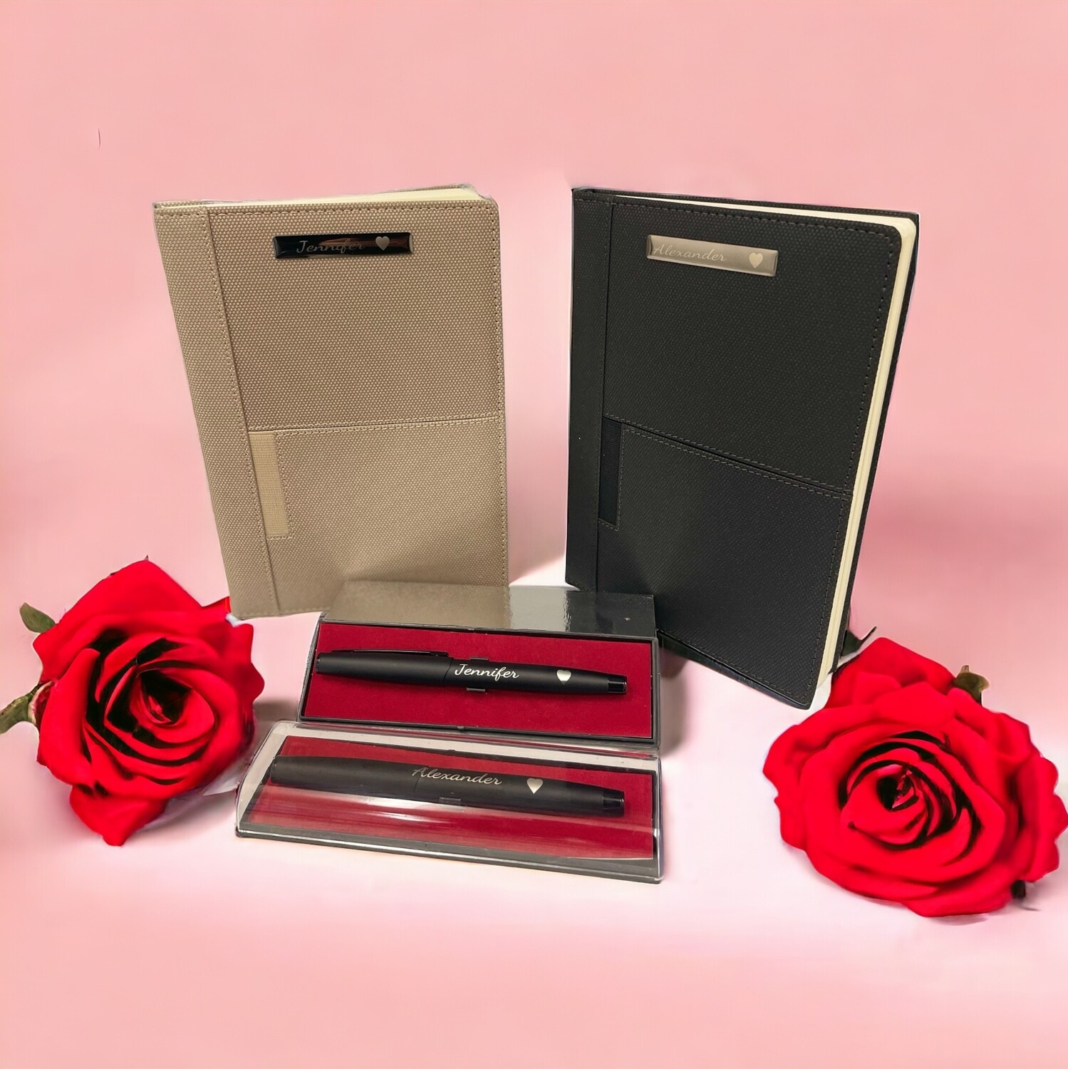 Valentinstag Geschenk Set mit Verpackung | 2x Personalisiertes Notizbuch & Kugelschreiber