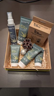 Aloe - Rainbow  Bio Kosmetik Geschenkset mit waschbaren Abschminkpads