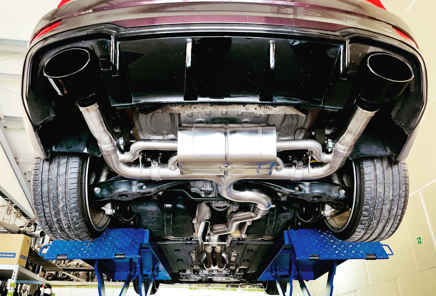 Audi RS3 8V Terrorline V2  Klappenabgasanlage 3,5 Zoll auf 2x3 Zoll