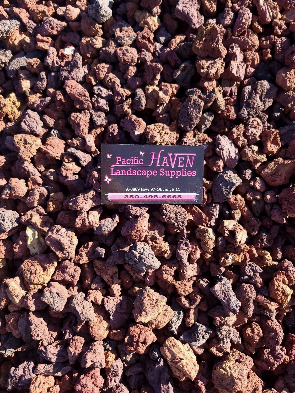 3/8&#39;&#39;-1&quot; Lava Rock - Red