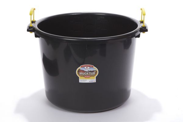 Muck Bucket 70QRT Red