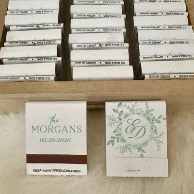 Floral Wreath Monogrammed MATCHBOOK or MATCHBOX Wedding Favors