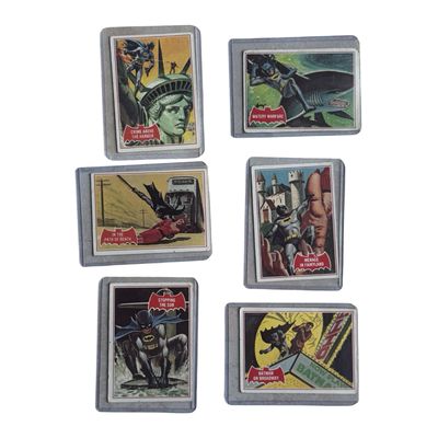 TOPPS Batman 1966 Red Bat "Robin"