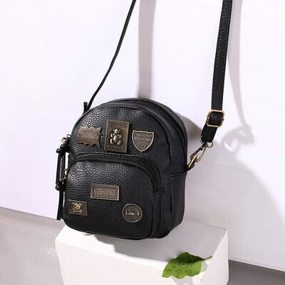 Spring bag women 2022 new version of Korean fashion tide badge, Mini Shoulder Bag vertical type square oblique cross packet