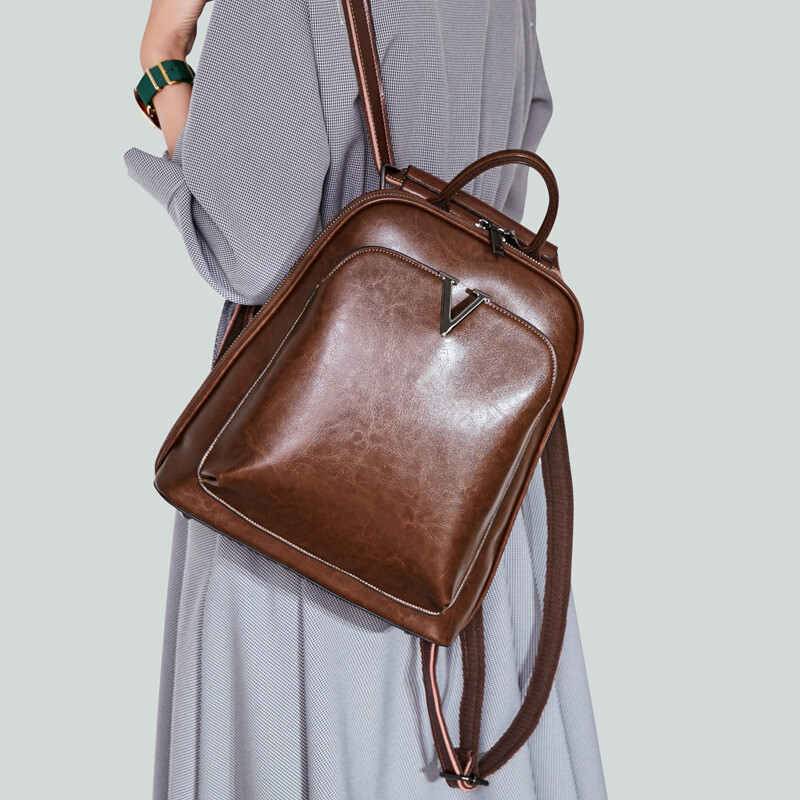 New Leather Backpack Fashion Oil Wax Leather Backpack Ladies Retro Schoolbag