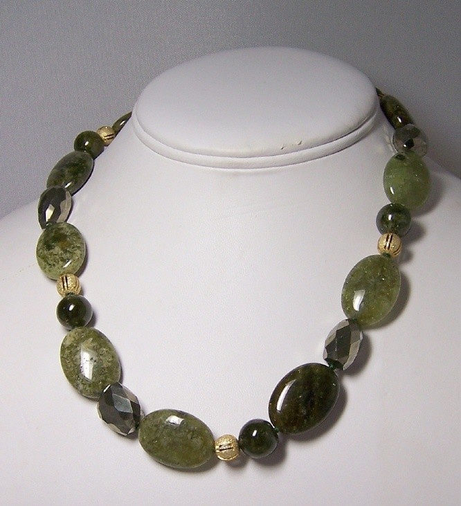 Green garnet necklace