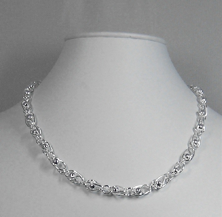 Loop and ball chain necklace