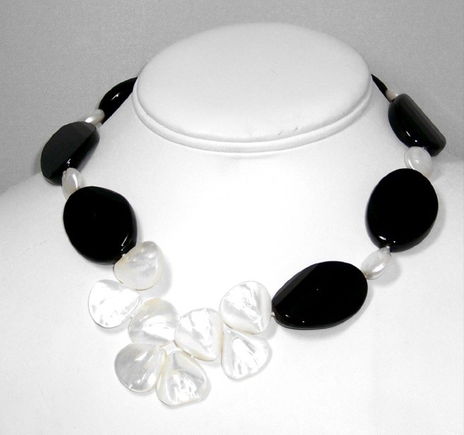Onyx &amp; pearl necklace