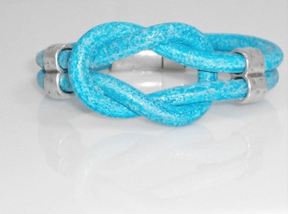 Turquoise leather bracelet