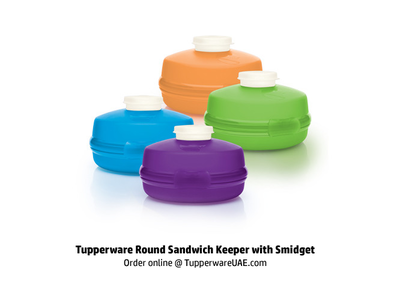 Tupperware Round Sandwich Keeper with Smidget - 1pc