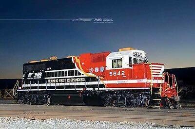 HO Scale Norfolk Southern GP38-2 Decal Set - Training First Responders 5642