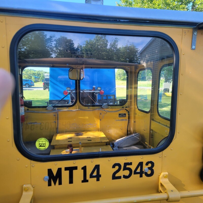 Fairmont UP Cab Replacement Glass