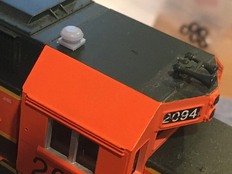 Locomotive Detail Parts - Small Round GPS Dome