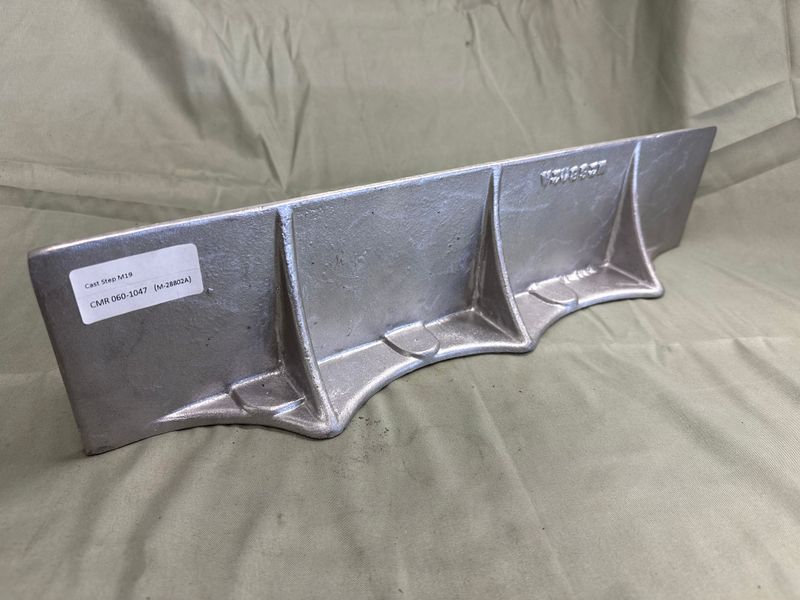 Cast Aluminum Side Step - M/MT19