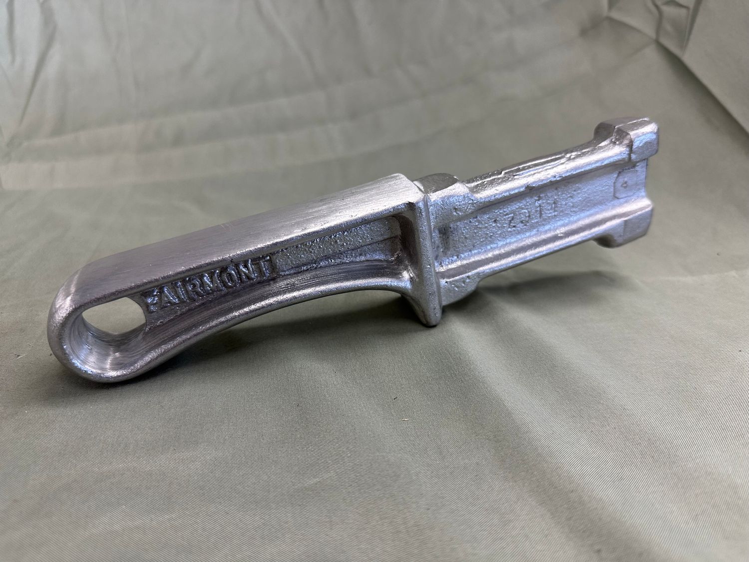 Lift Handle Ends