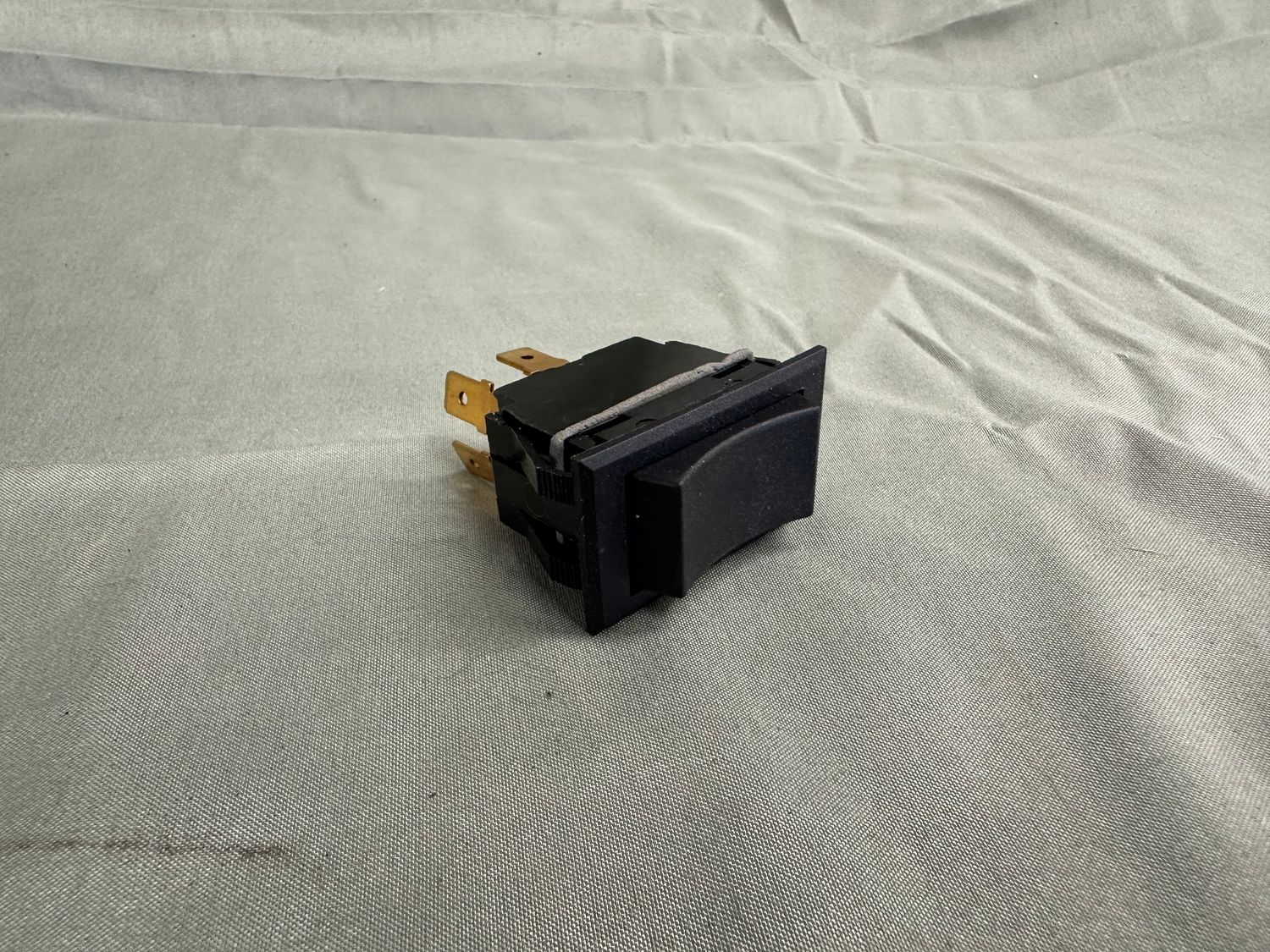 Turntable Rocker Switch