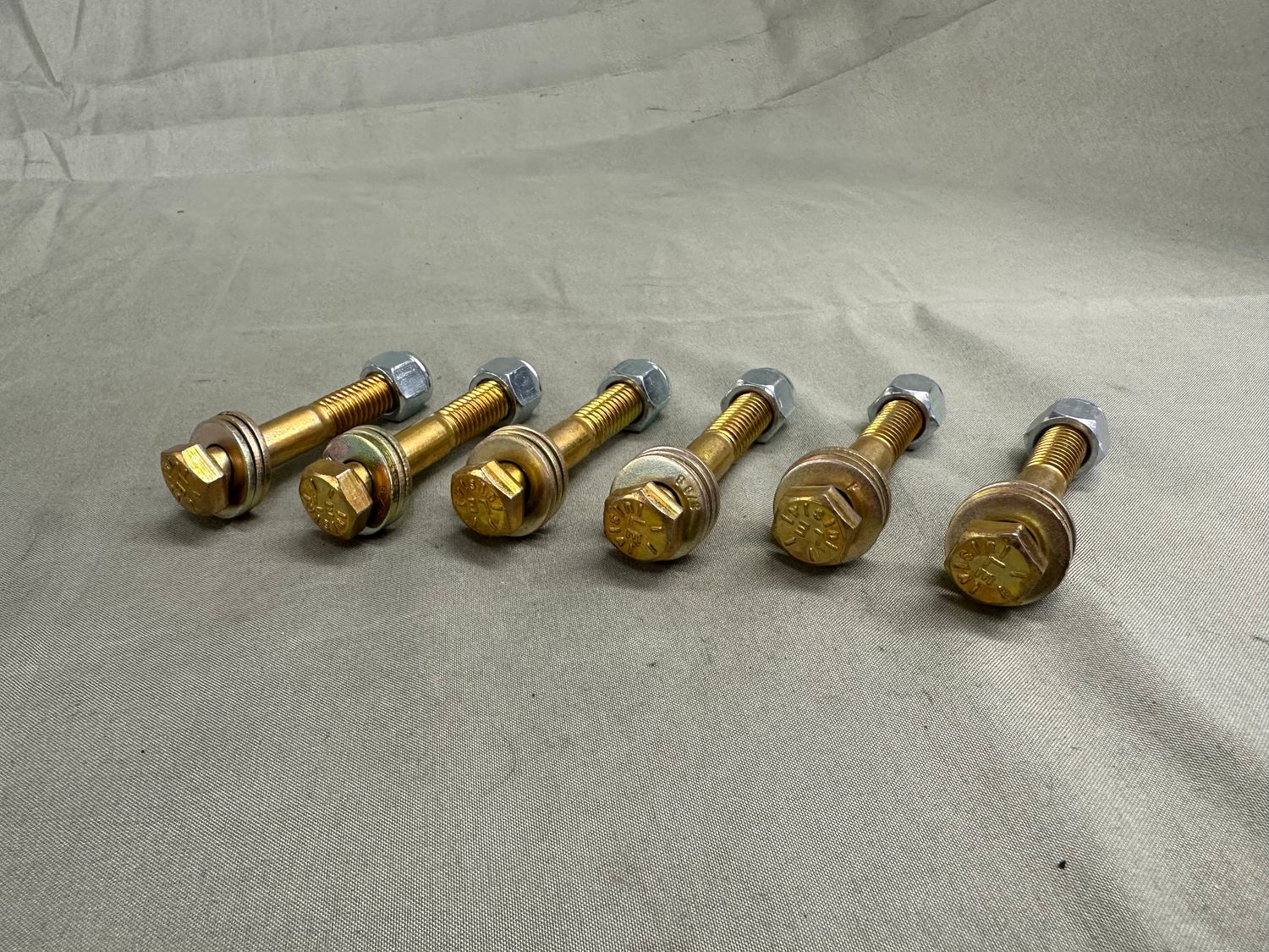 Willits Turntable Bolt Package