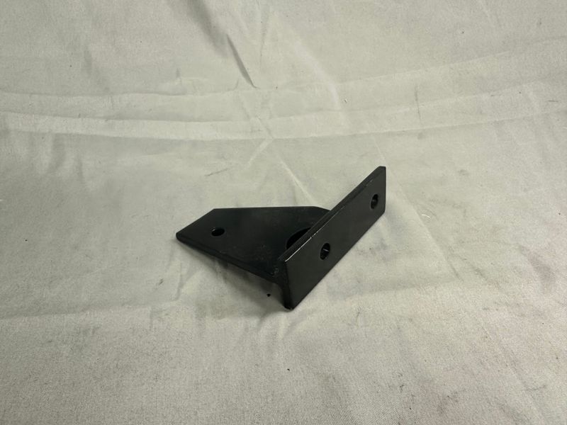 M/MT14 Lower Curtain Angle Mount