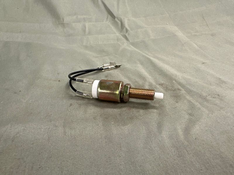 Heavy Duty Plunger Switch