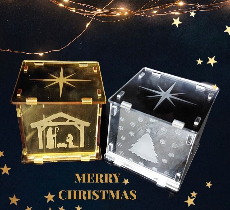 SCATOLA IN PLEXIGLASS CON LUCI LED E INCISIONI