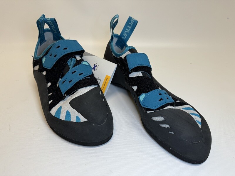 La Sportiva Women's Tarantula Boulder Rock Climbing Shoes ICE/Crystal