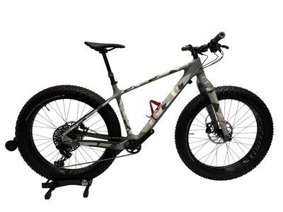 Large Specialized Fatboy Carbon Fat Bike