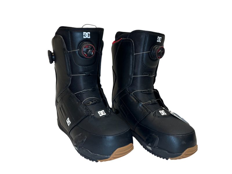 12 DC Control Step On Snowboard Boots